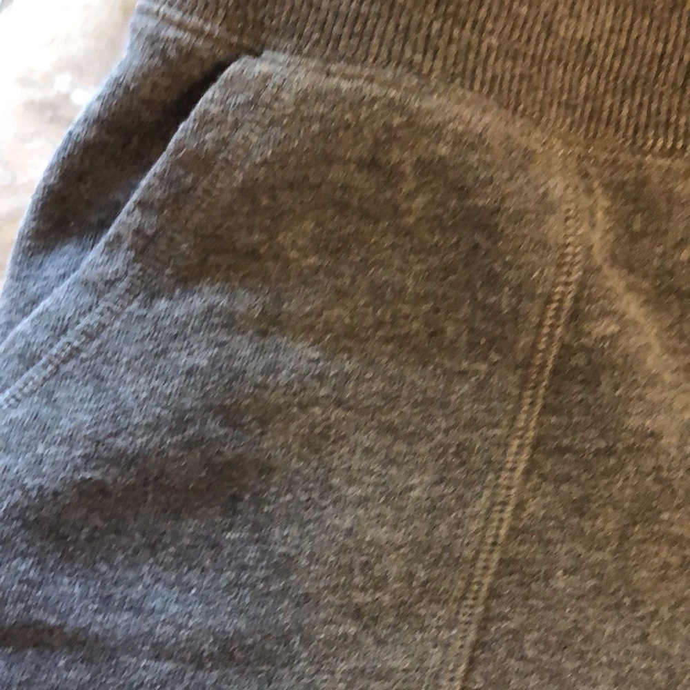 Aerie Shorts - Picture 3 of 4